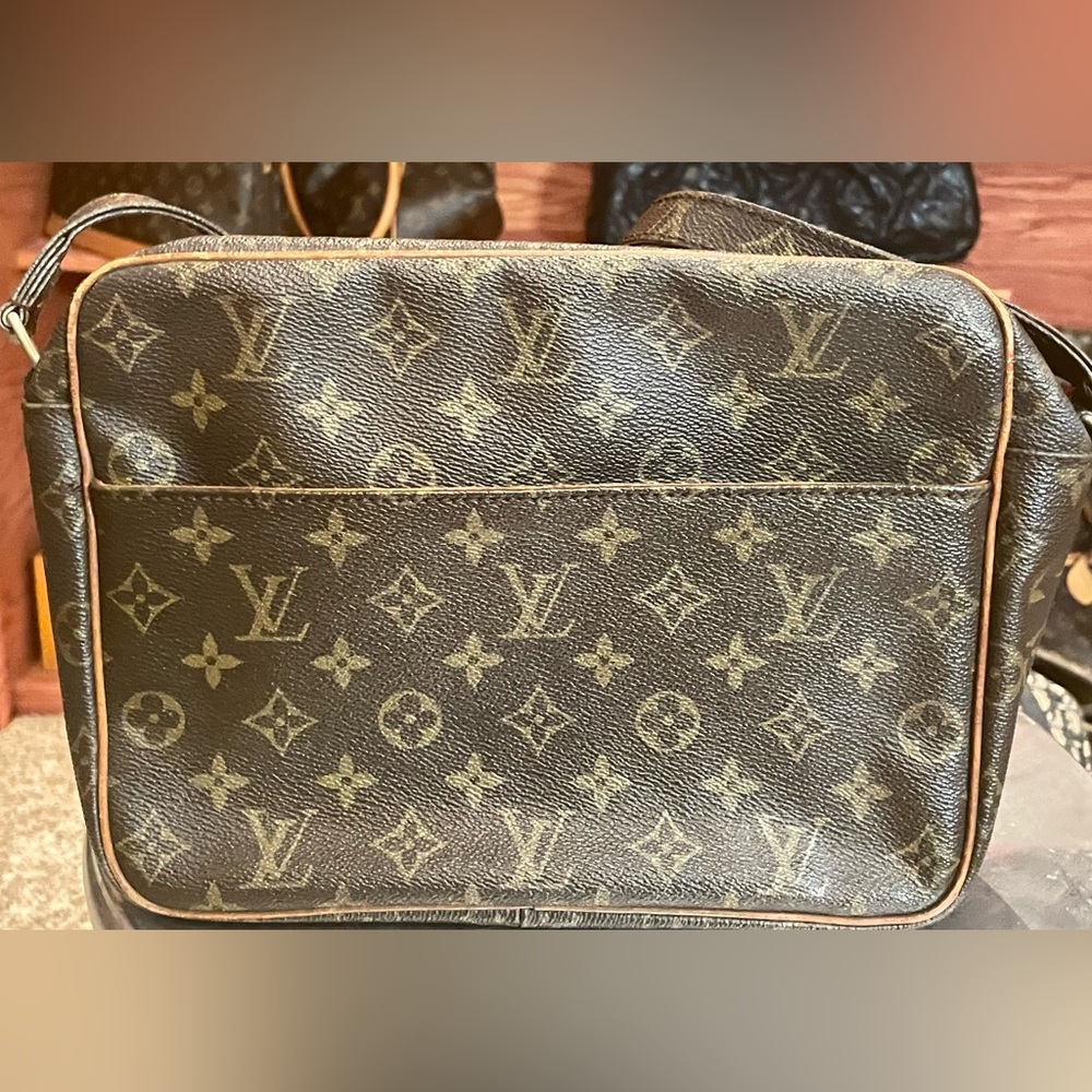 Louis Vuitton Monogram Crossbody Bag - Brown